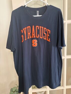 Syracuse Orange Men's XXL T-Shirt Navy Graphic
College Tee
